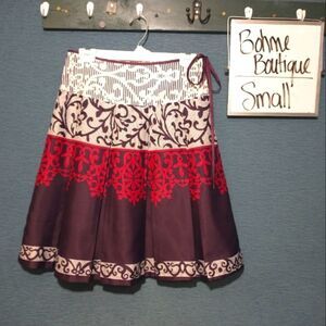 Boheme Boutique a-line pleated silky skirt small